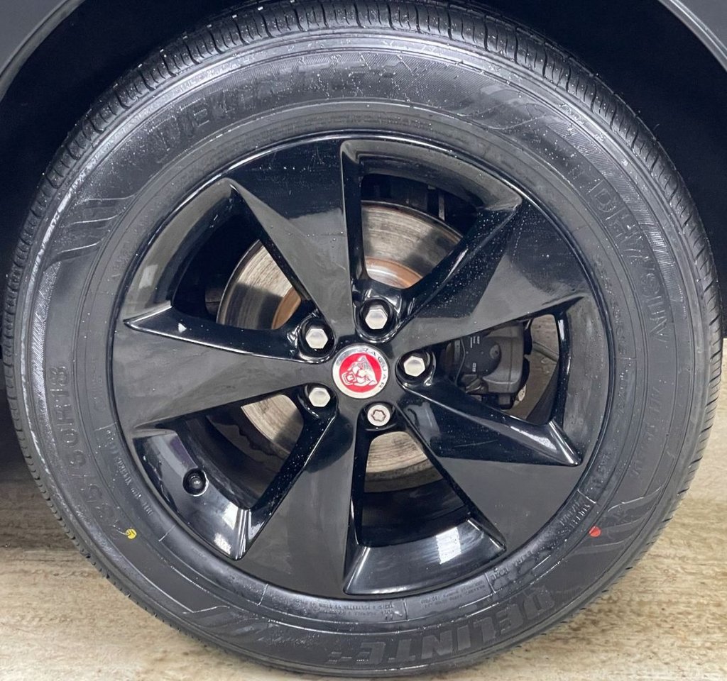 Used Jaguar E-Pace 2019 for sale - 76950195: Photo 15