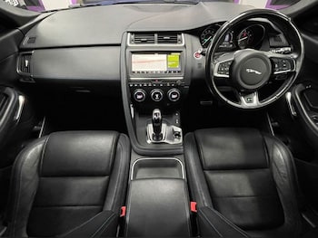Used Jaguar E-Pace 2019 for sale - 76950195: Photo