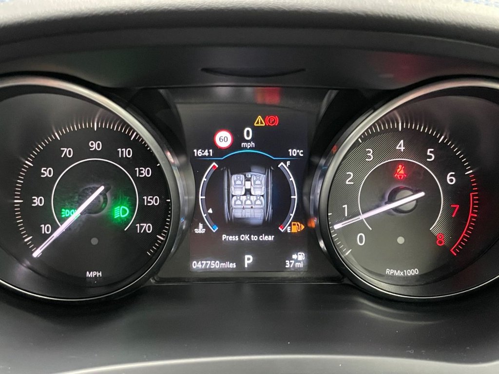 Used Jaguar E-Pace 2019 for sale - 76950195: Photo 37