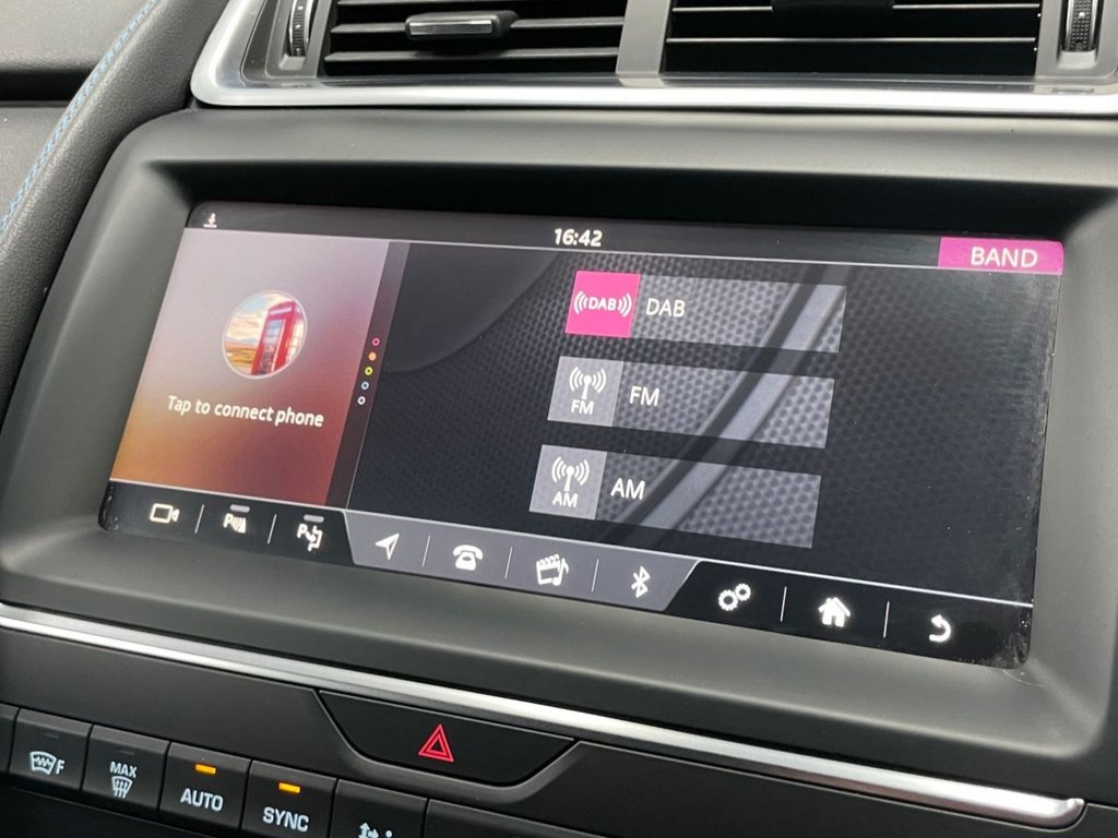 Used Jaguar E-Pace 2019 for sale - 76950195: Photo 42