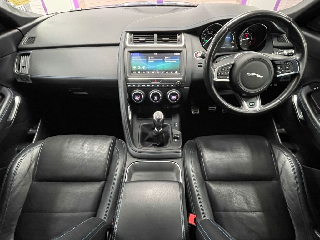 Used Jaguar E-Pace 2019 for sale - 76740601: Photo 2
