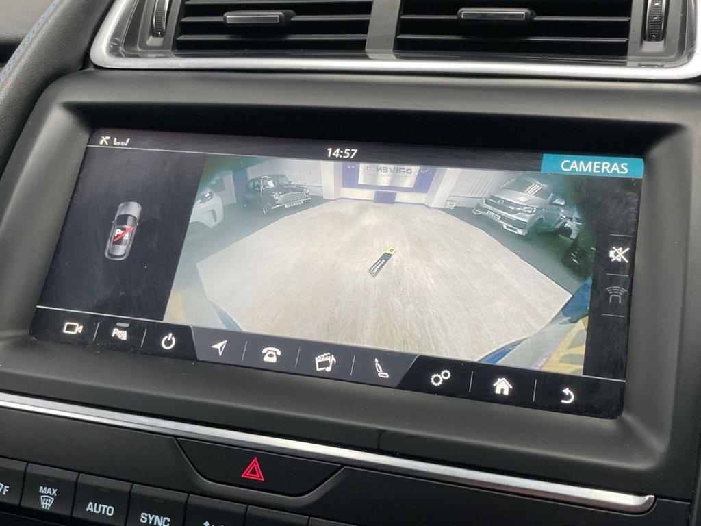 Used Jaguar E-Pace 2019 for sale - 76740601: Photo 40