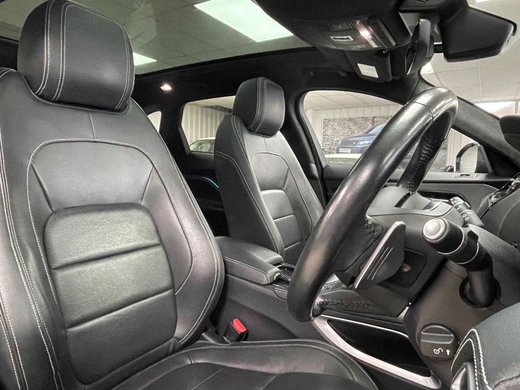Used Jaguar F-Pace 2018 for sale - 76291188: Photo 25
