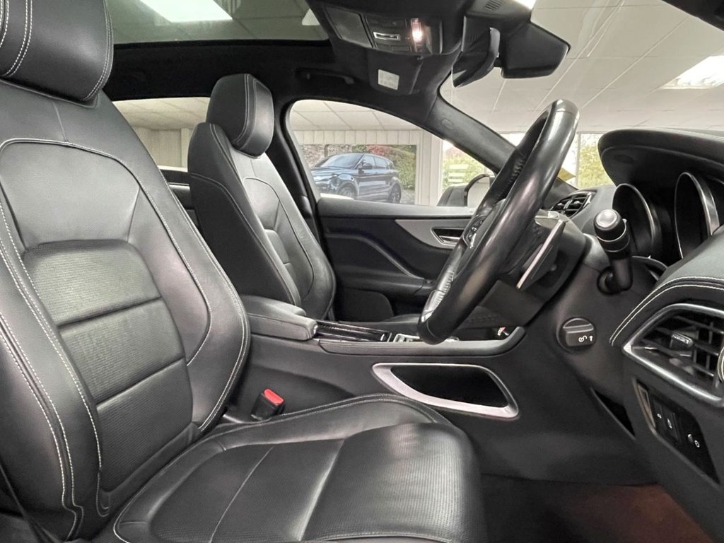 Used Jaguar F-Pace 2018 for sale - 76291188: Photo 26