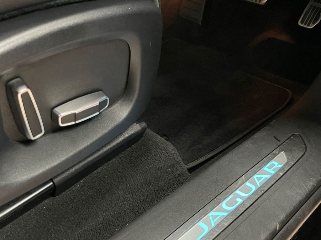 Used Jaguar F-Pace 2018 for sale - 76291188: Photo 27