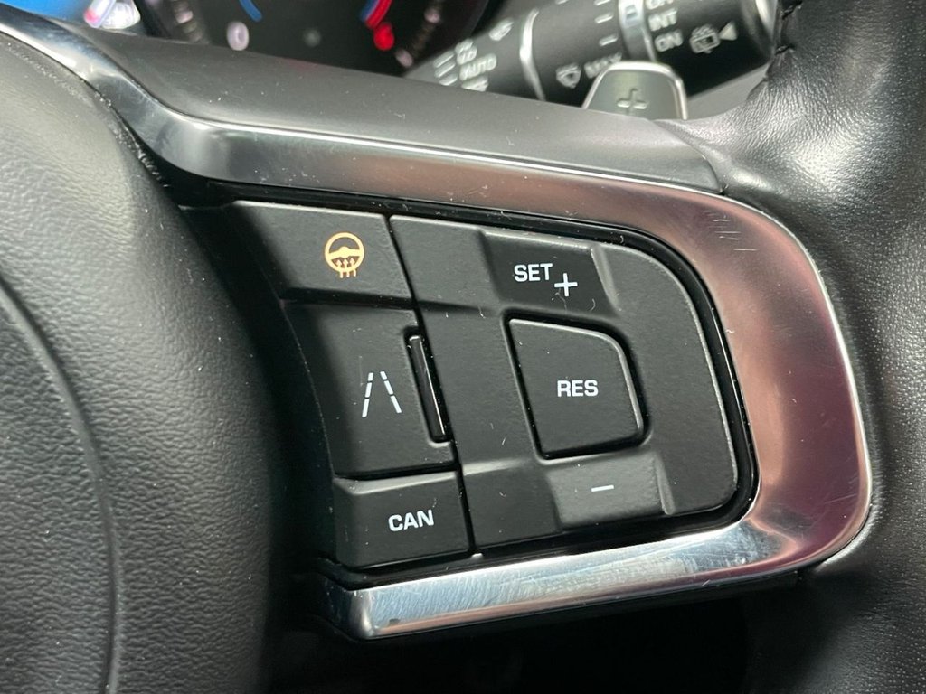Used Jaguar F-Pace 2018 for sale - 76291188: Photo 38