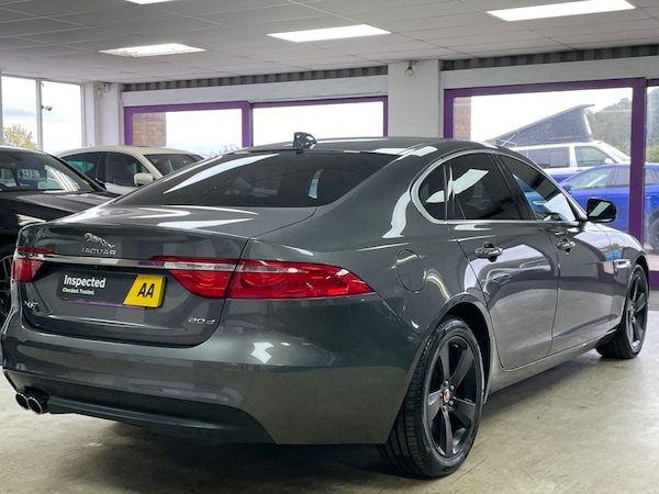 Used Jaguar XF 2018 for sale - 76235569: Photo 11