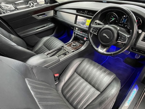 Used Jaguar XF 2018 for sale - 76235569: Photo 25