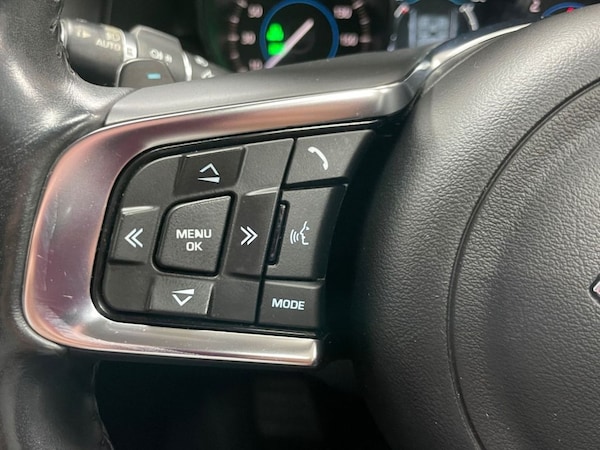 Used Jaguar XF 2018 for sale - 76235569: Photo 38