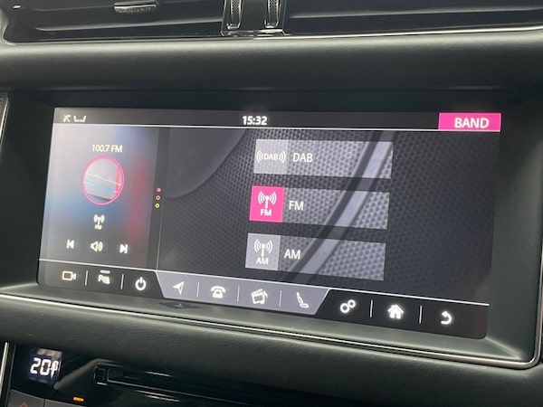 Used Jaguar XF 2018 for sale - 76235569: Photo 44