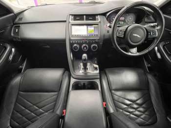 Used Jaguar E-Pace 2019 for sale - 74404566: Photo