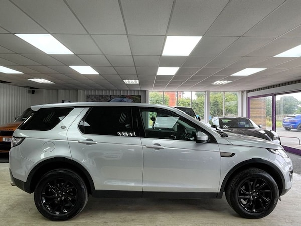 Used Land Rover Discovery Sport 2025 for sale - 76235382: Photo 12