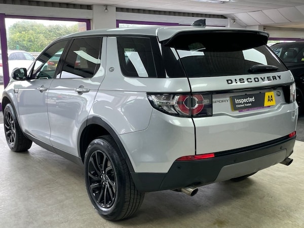 Used Land Rover Discovery Sport 2025 for sale - 76235382: Photo 9