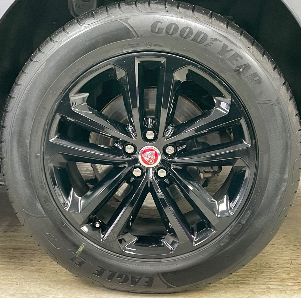 Used Jaguar F-Pace 2019 for sale - 76558778: Photo 15