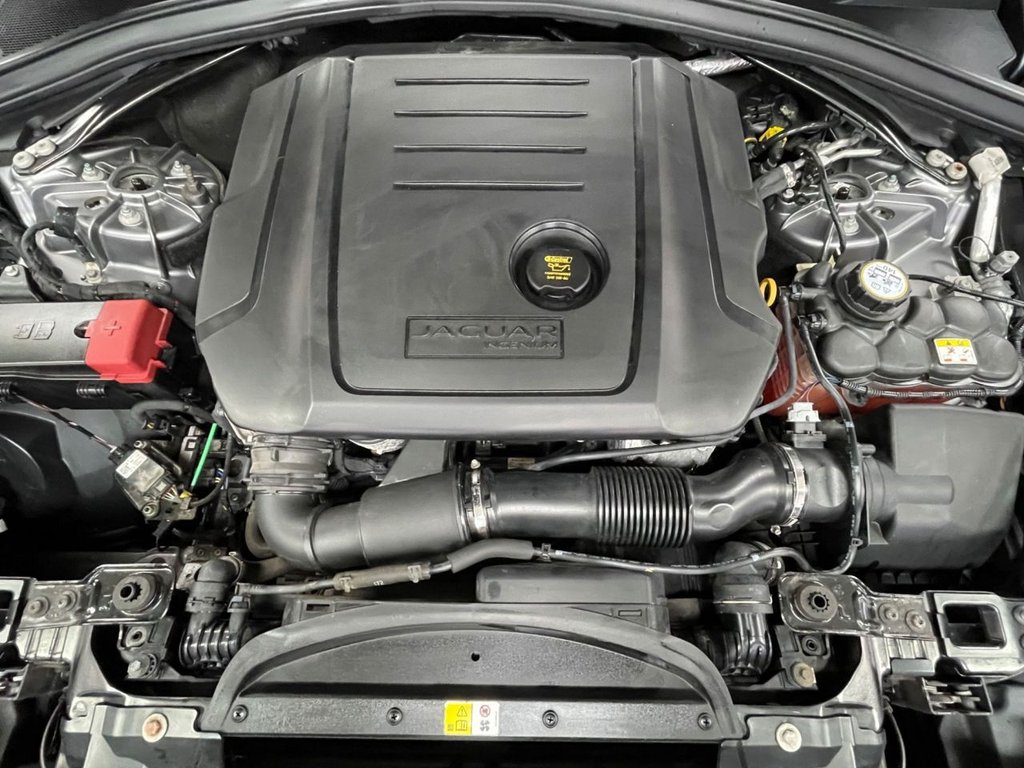 Used Jaguar F-Pace 2019 for sale - 76558778: Photo 19