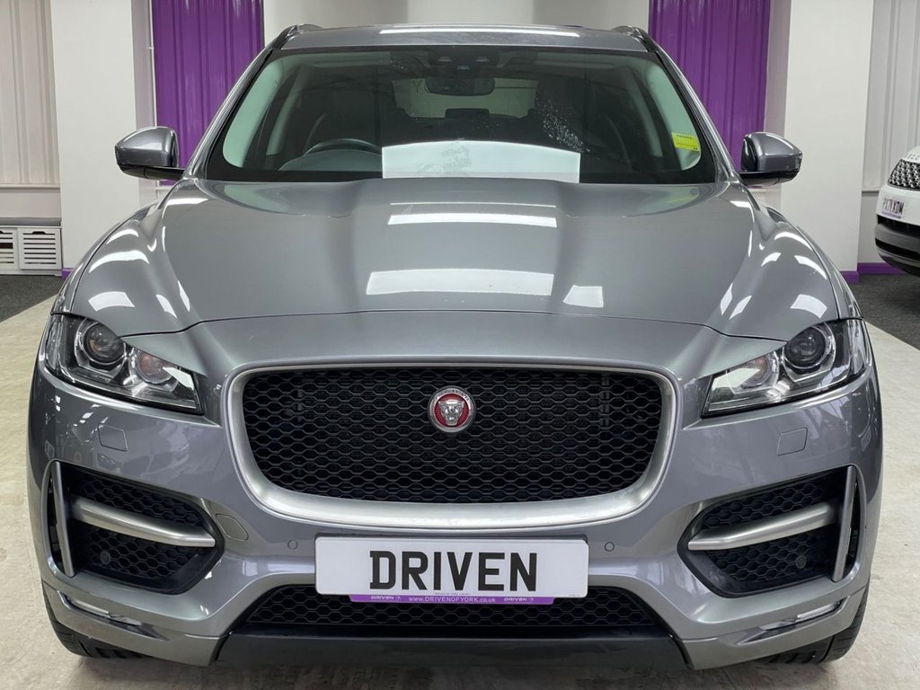 Used Jaguar F-Pace 2019 for sale - 76558778: Photo 6