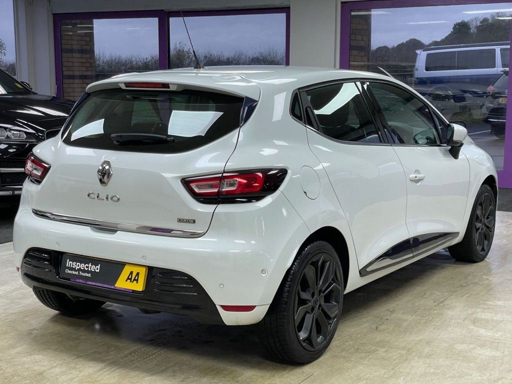 Used Renault Clio 2018 for sale - 76558574: Photo 11