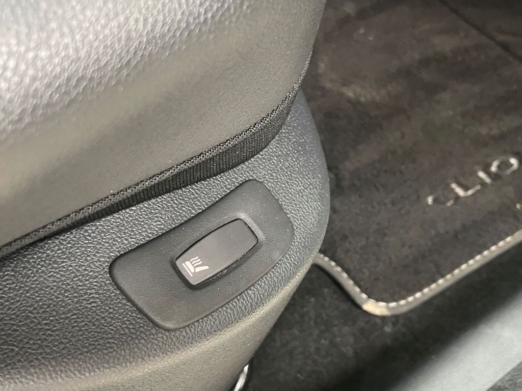 Used Renault Clio 2018 for sale - 76558574: Photo 23