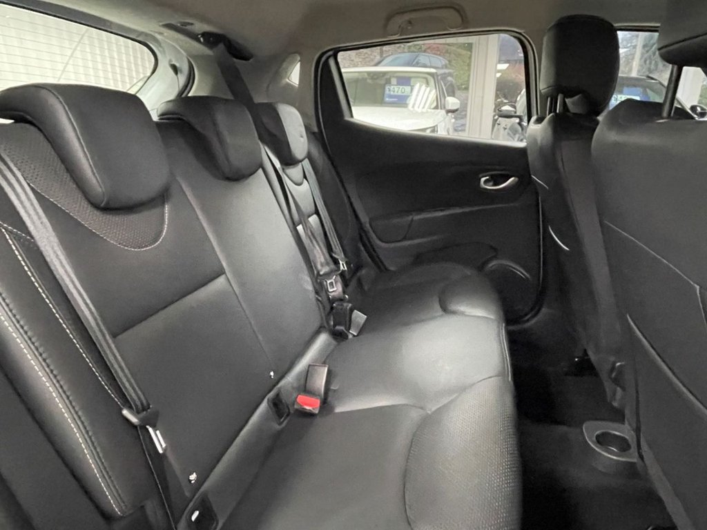 Used Renault Clio 2018 for sale - 76558574: Photo 25