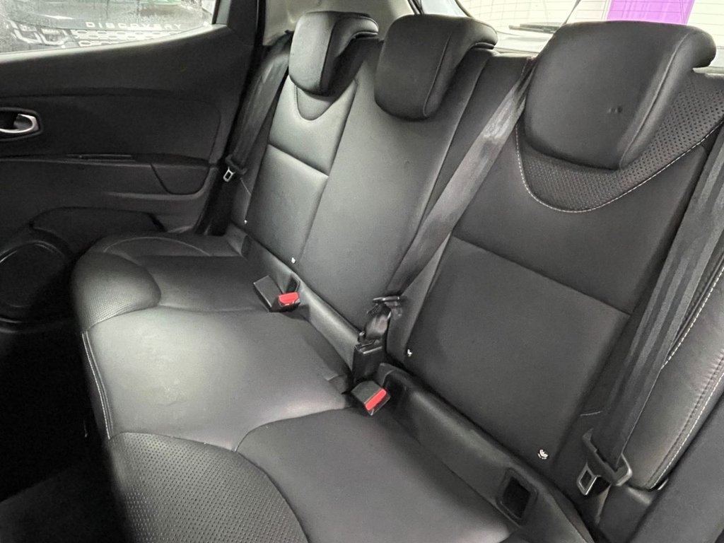 Used Renault Clio 2018 for sale - 76558574: Photo 26