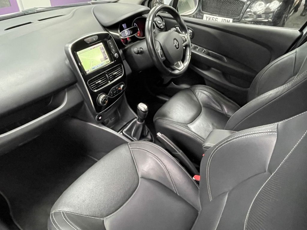 Used Renault Clio 2018 for sale - 76558574: Photo 28