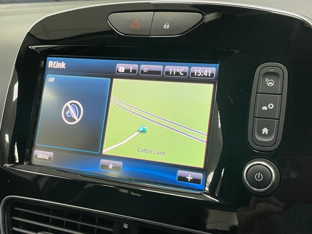 Used Renault Clio 2018 for sale - 76558574: Photo 38