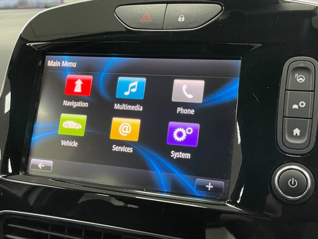 Used Renault Clio 2018 for sale - 76558574: Photo 39