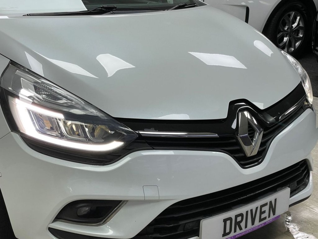 Used Renault Clio 2018 for sale - 76558574: Photo 4