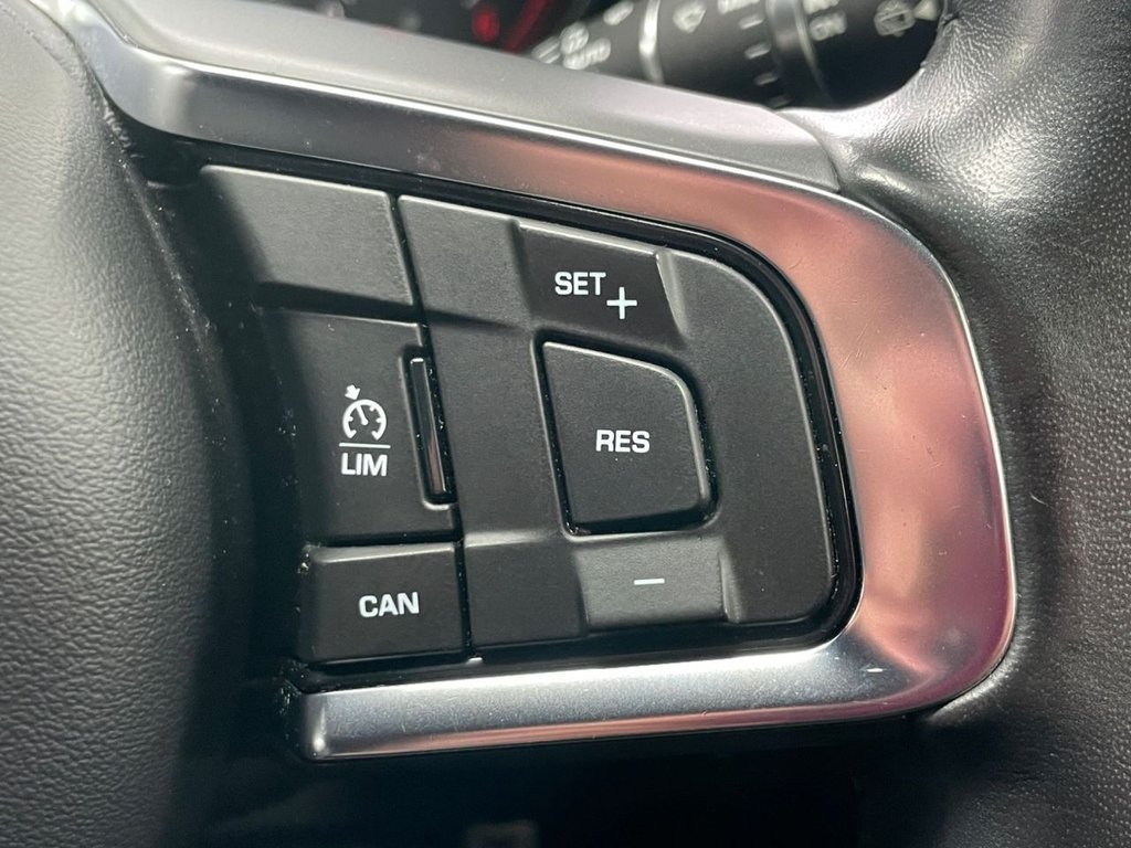 Used Jaguar E-Pace 2019 for sale - 77200569: Photo 36