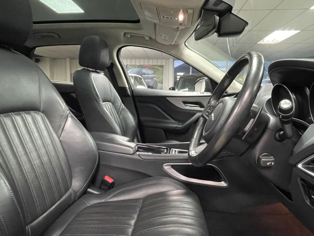 Used Jaguar F-Pace 2019 for sale - 77212023: Photo 23