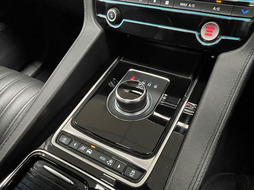 Used Jaguar F-Pace 2019 for sale - 77212023: Photo 46