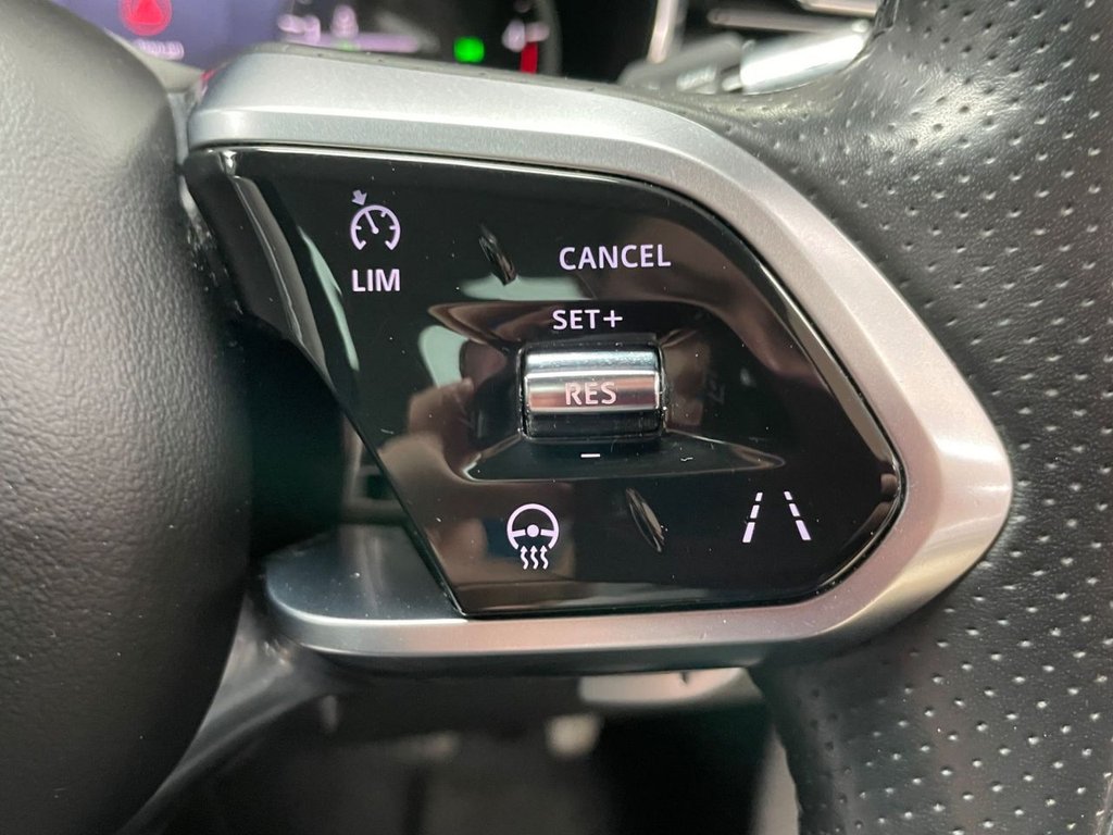 Used Jaguar F-Pace 2021 for sale - 76582171: Photo 37