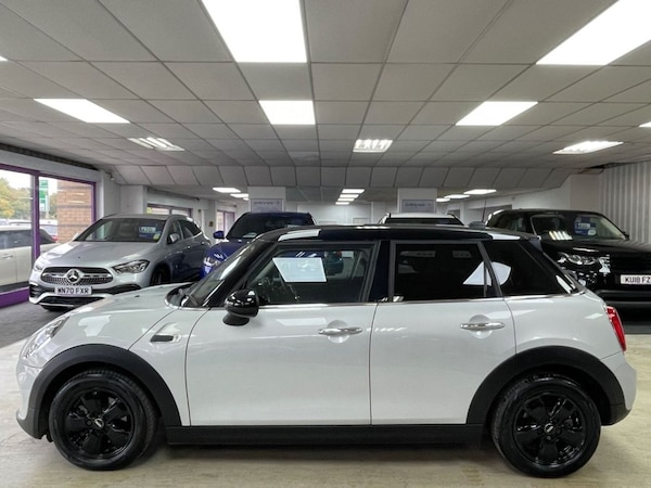 Used MINI Hatch 2018 for sale - 75693228: Photo 13