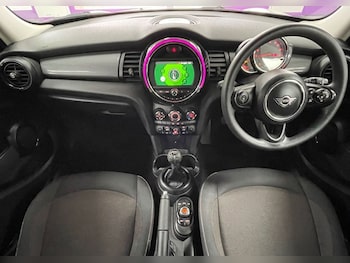 Used MINI Hatch 2018 for sale - 75693228: Photo