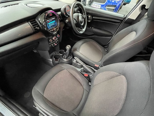 Used MINI Hatch 2018 for sale - 75693228: Photo 31