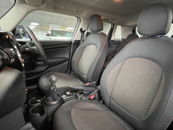 Used MINI Hatch 2018 for sale - 75693228: Photo 33