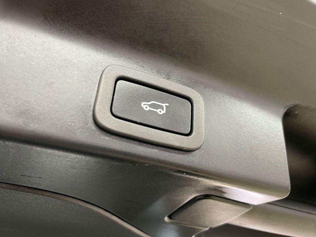 Used Jaguar F-Pace 2019 for sale - 77212070: Photo 19