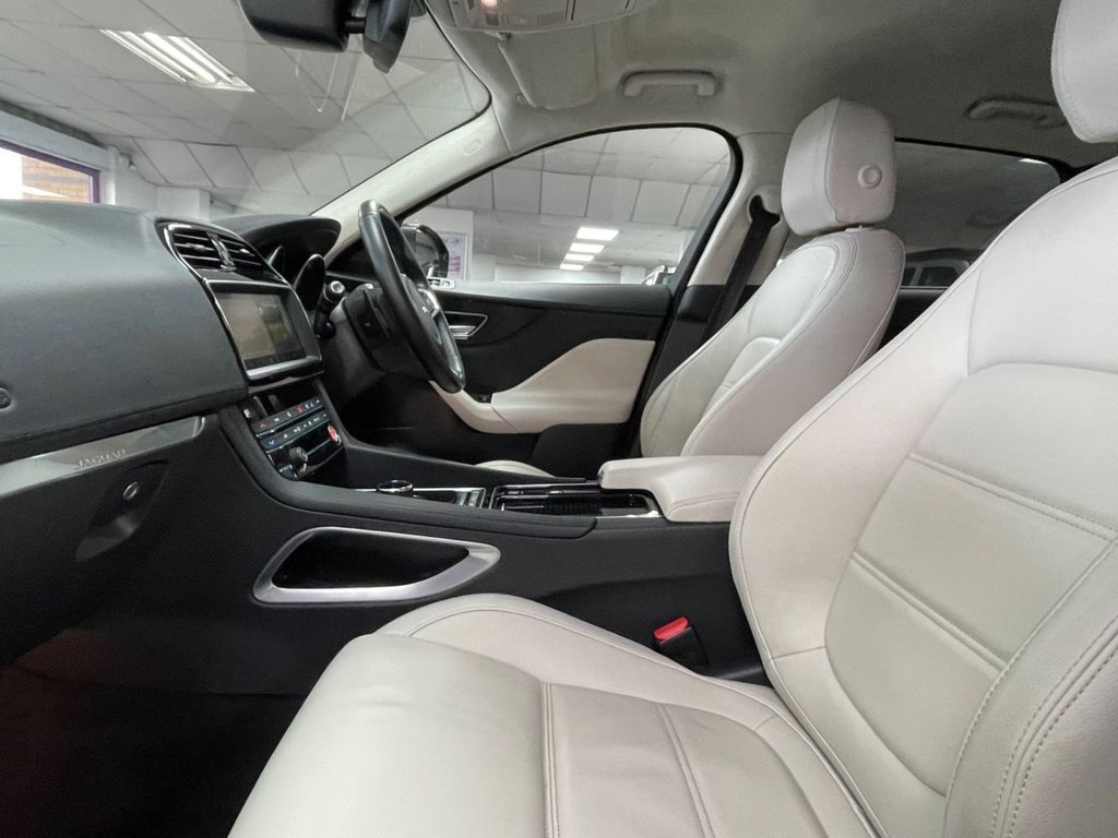 Used Jaguar F-Pace 2019 for sale - 77212070: Photo 33