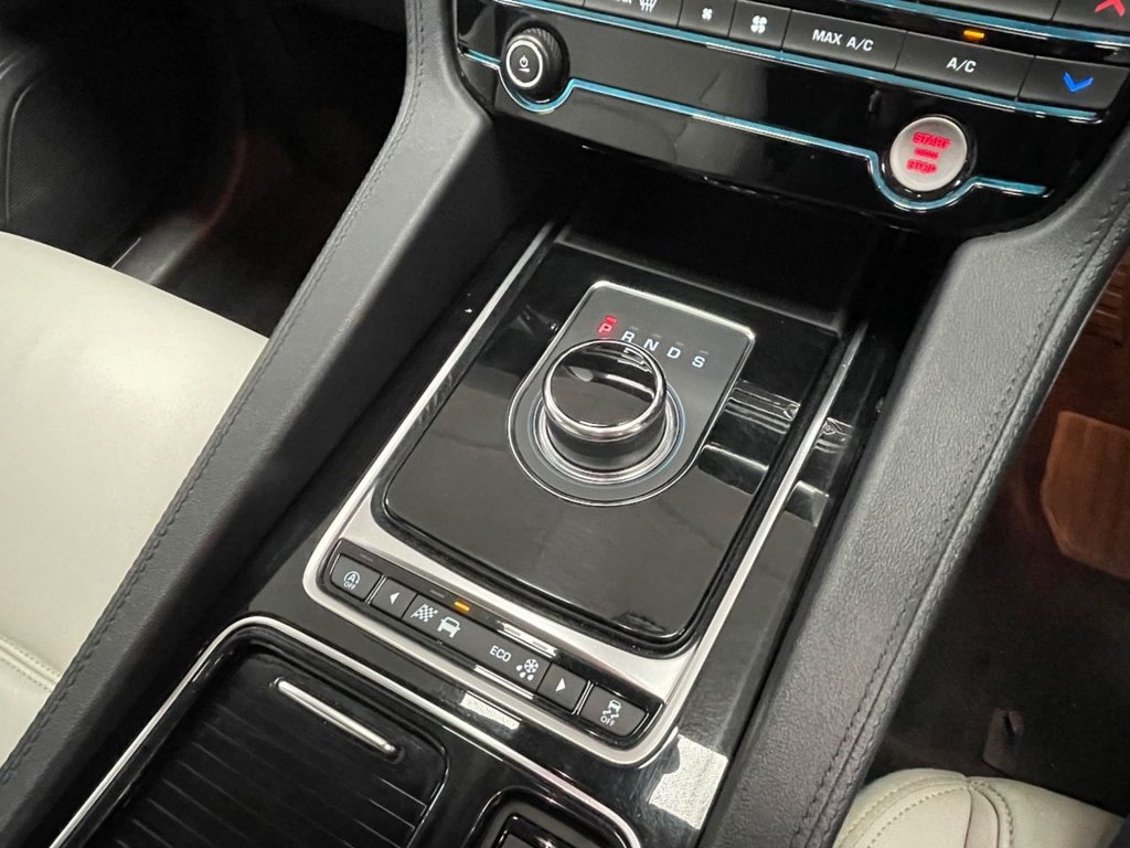 Used Jaguar F-Pace 2019 for sale - 77212070: Photo 48