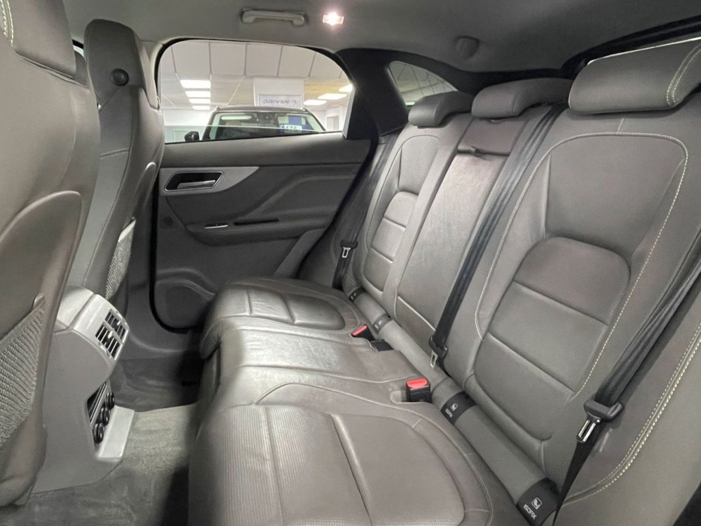 Used Jaguar F-Pace 2018 for sale - 76345337: Photo 29