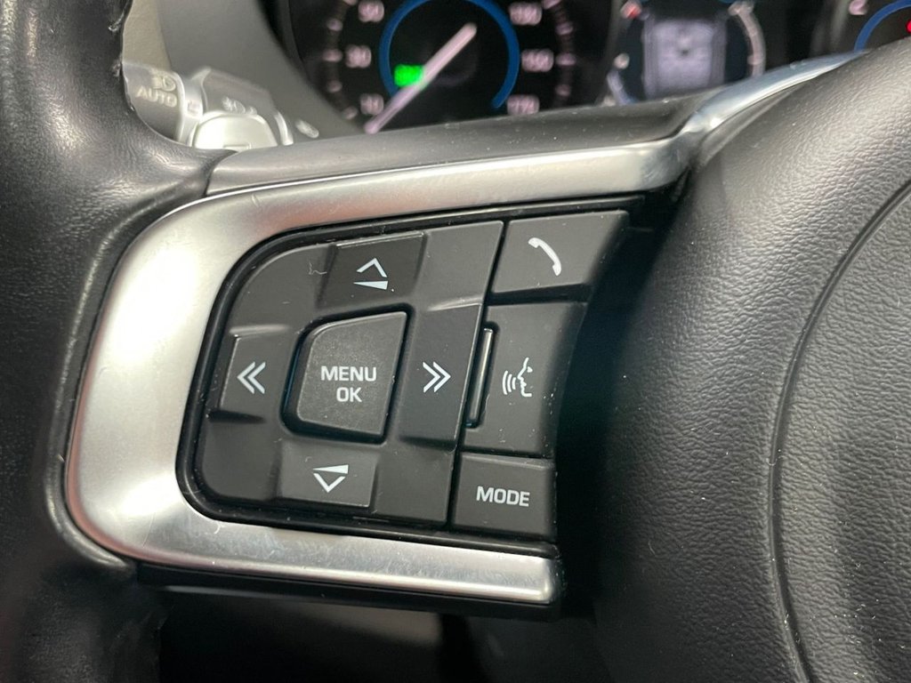 Used Jaguar F-Pace 2018 for sale - 76345337: Photo 34