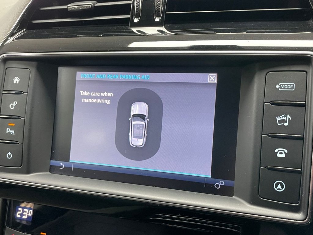 Used Jaguar F-Pace 2018 for sale - 76345337: Photo 40