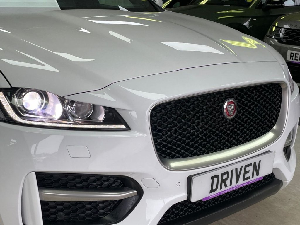 Used Jaguar F-Pace 2019 for sale - 78096399: Photo 4