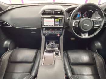 Used Jaguar F-Pace 2019 for sale - 75010063: Photo