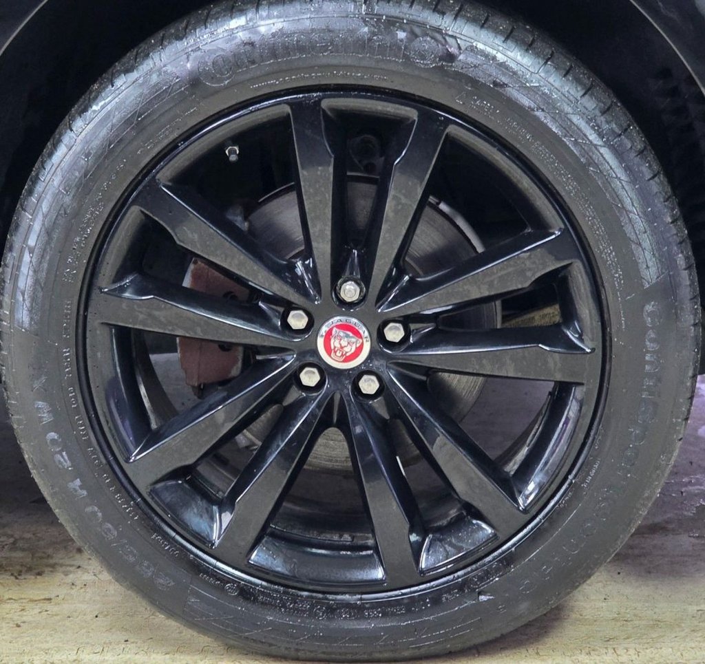 Used Jaguar F-Pace 2019 for sale - 77341562: Photo 14