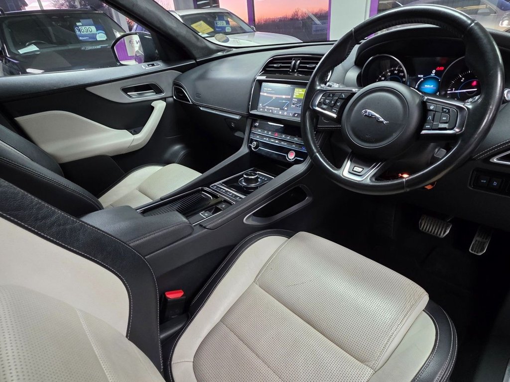Used Jaguar F-Pace 2019 for sale - 77341562: Photo 23