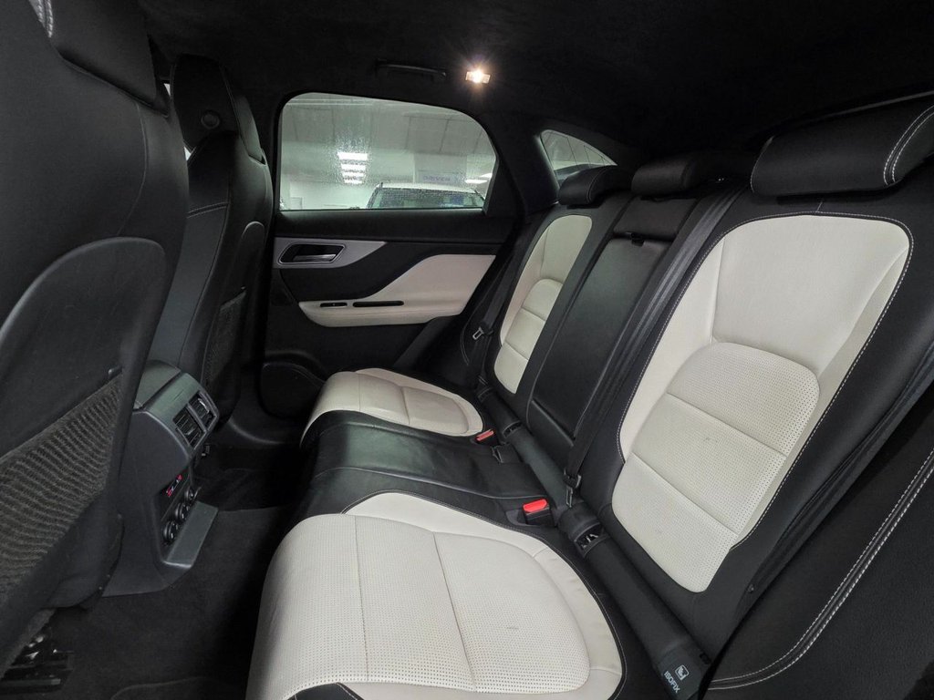 Used Jaguar F-Pace 2019 for sale - 77341562: Photo 30