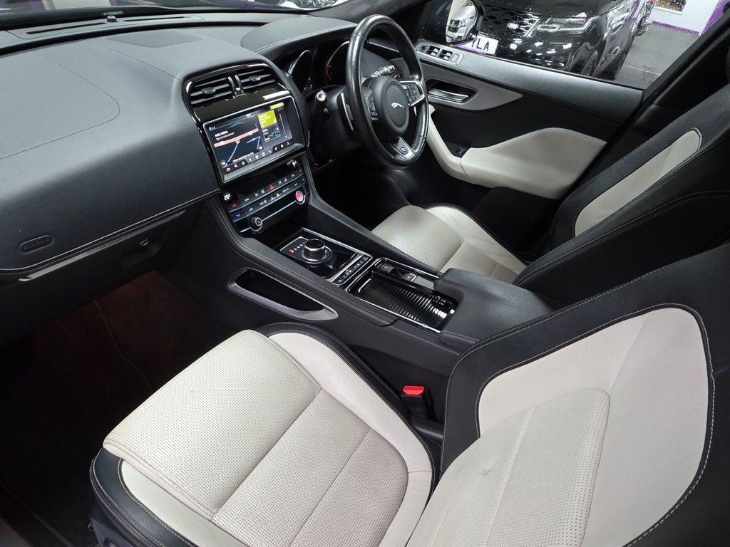 Used Jaguar F-Pace 2019 for sale - 77341562: Photo 31