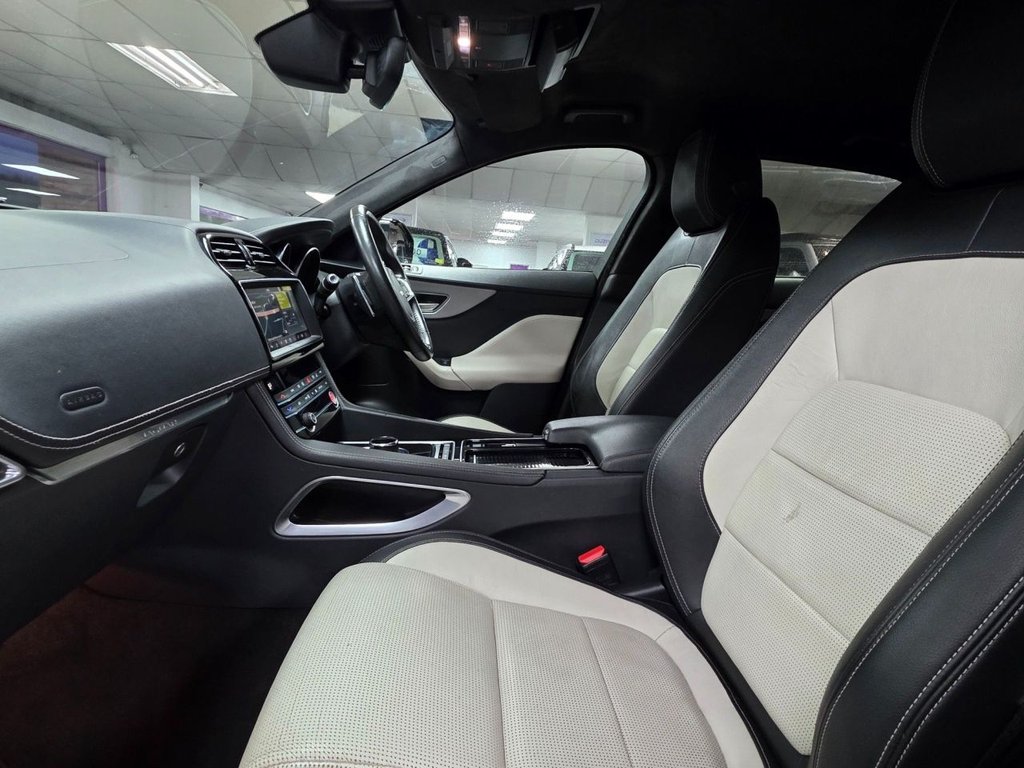 Used Jaguar F-Pace 2019 for sale - 77341562: Photo 32