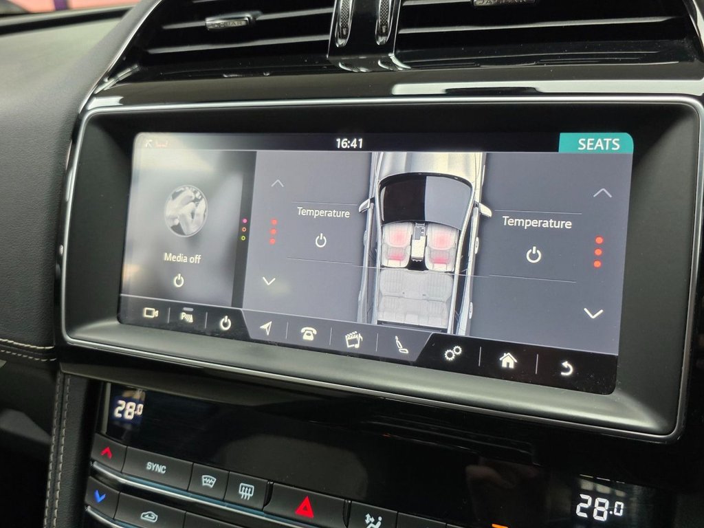 Used Jaguar F-Pace 2019 for sale - 77341562: Photo 41